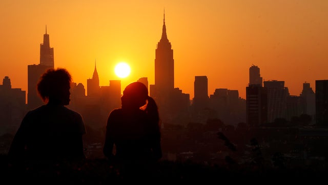 Sunrise in New York City 